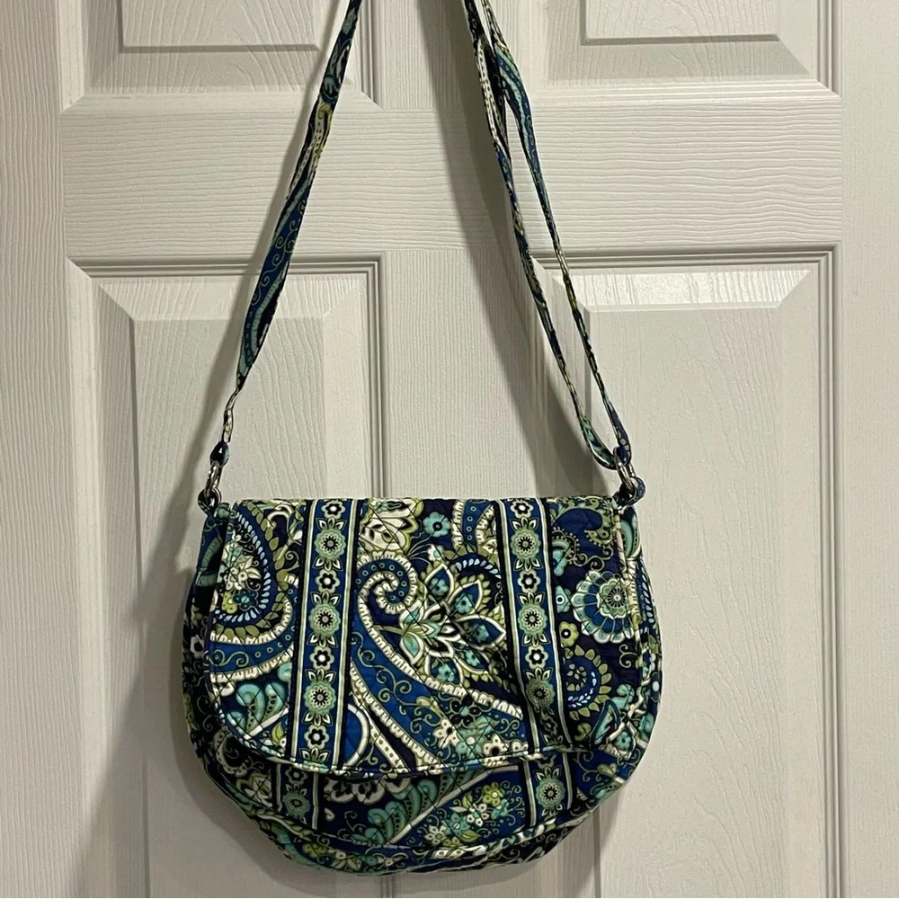 Vera Bradley Rhythm & Blues Crossbody Multicolour Paisley Shoulder Bag - Picture 2 of 16